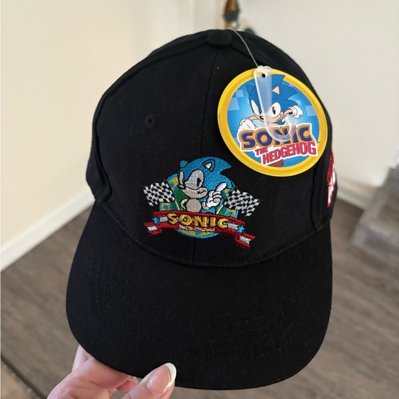 NWT SONIC THE HEDGEHOG KIDS HAT - Picture 1 of 6